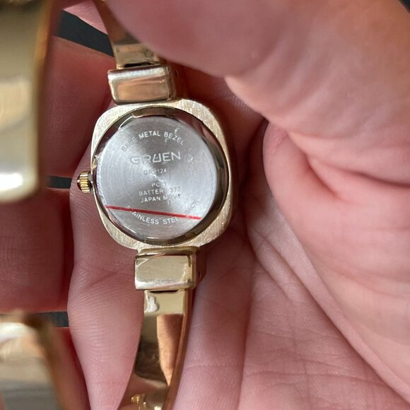 New Gruen Womens Gold-Tone Quartz Watch With Crystal Accents & Metal Bezel - Picture 4 of 10